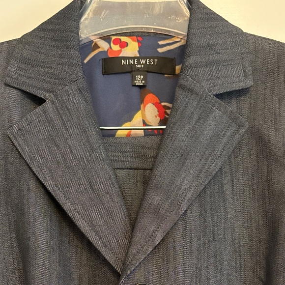 Blue Women’s Suit - Picture 3 of 4